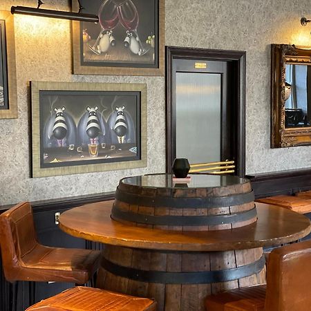 The Queens Head, Parkside Apartment 2 Burley in Wharfedale Экстерьер фото
